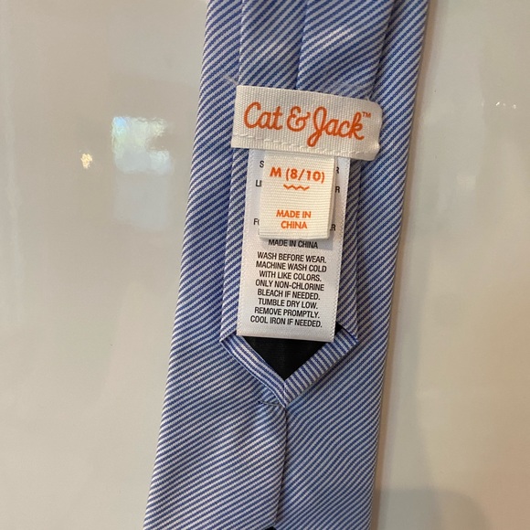 Boys Clip-On Necktie, Blue/White Stripe, S (8-10) - Picture 2 of 7